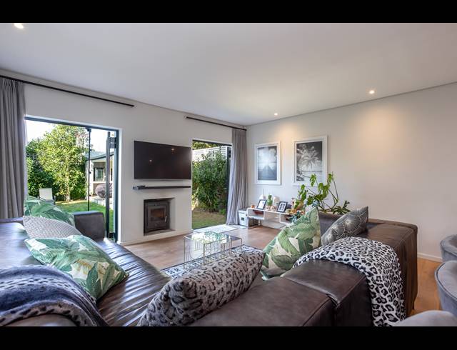 4 BEDROOM HOUSE SOLD IN CLAREMONT